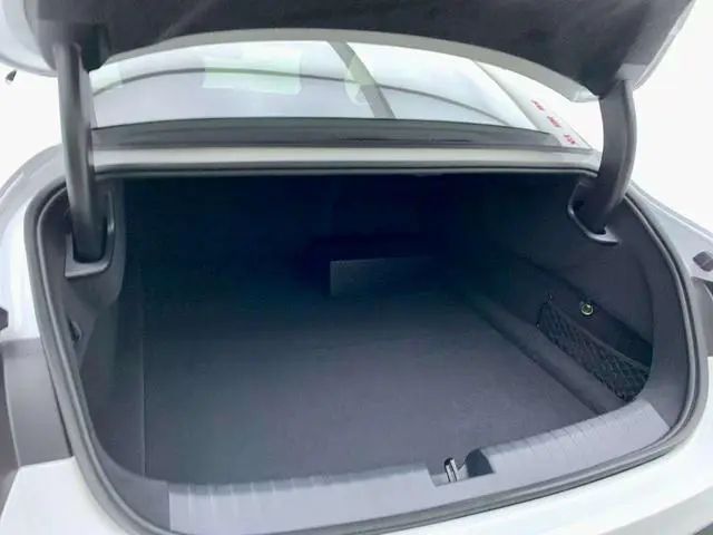 Xiaomi Xiaomi SU7 Rear drive, long battery life, Pro version