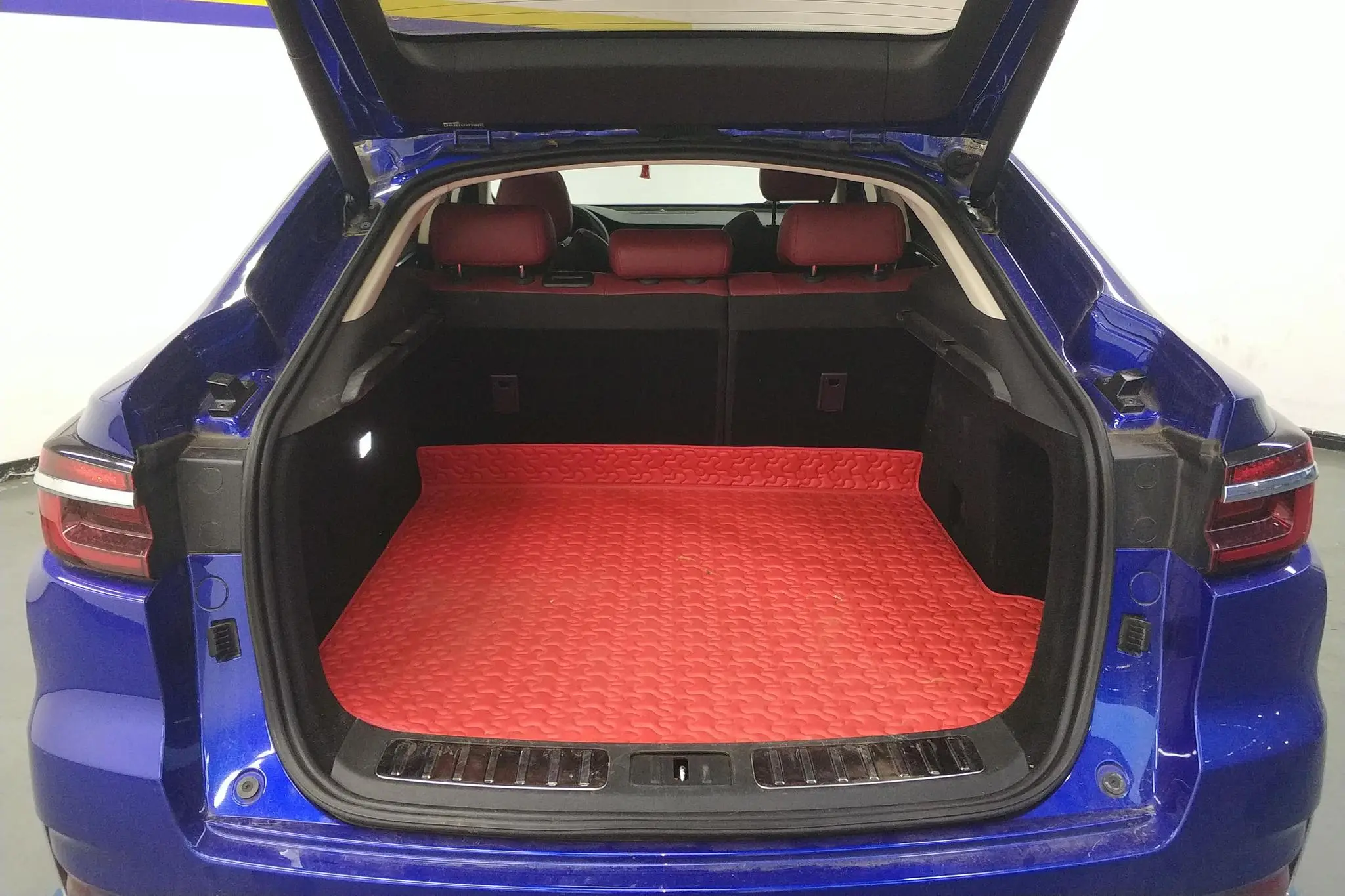 Changan Changan CS85 COUPE 2.0T product version Country VI