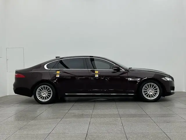 Jaguar Jaguar XFL XFL 2.0T 200PS Deluxe Edition