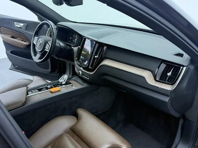 Volvo Volvo XC60 PHEV T8 four-wheel drive Zhiyuan Deluxe Edition
