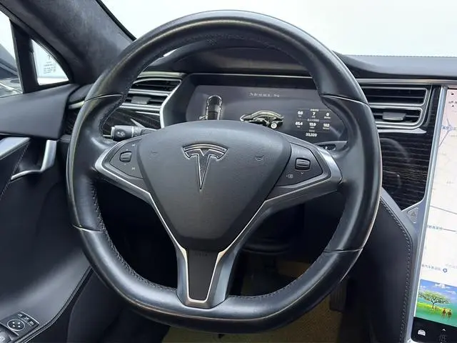 Tesla Model S 60