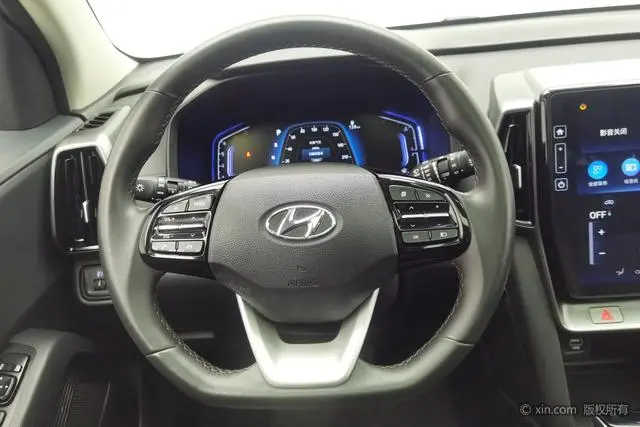 Hyundai Hyundai ix35 2.0L automatic two-wheel drive leading version GLS