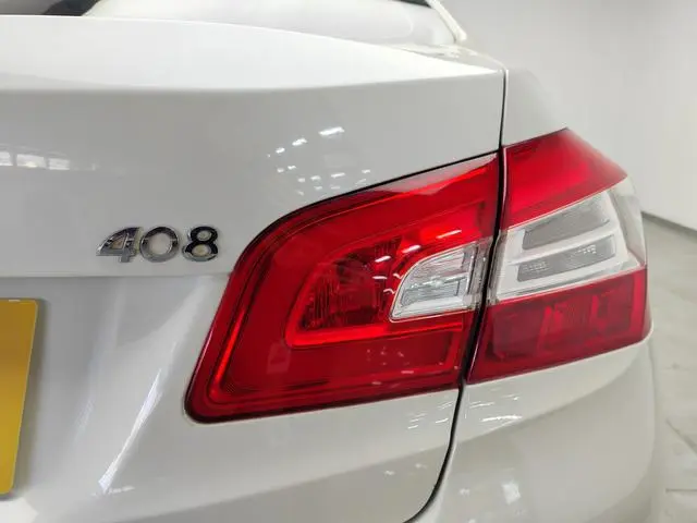 Peugeot Peugeot 408 1.6T Automatic Deluxe Edition