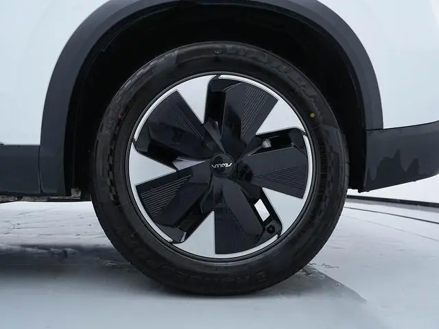 Dongfeng Fengshen Fengshen L7 PHEV 205 Plus