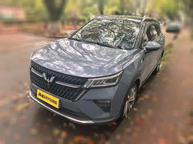 Wuling Wuling Xingchen 1.5T automatic star Obsidian version