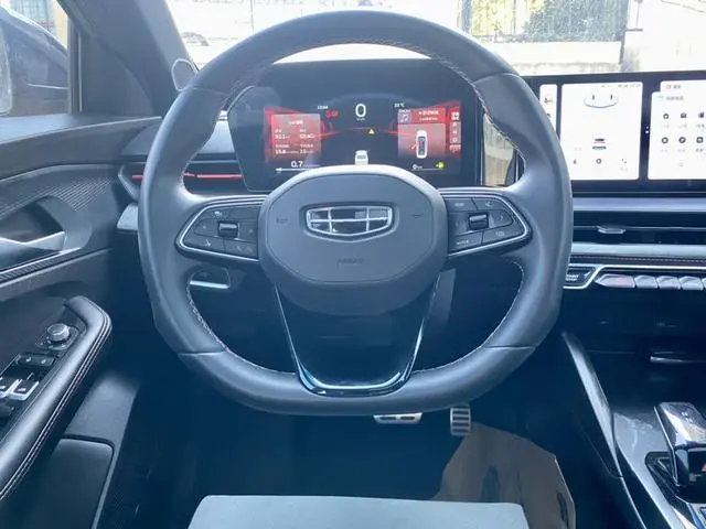 Geely Binrui Binrui COOL 1.5T DCT Thunder Edition