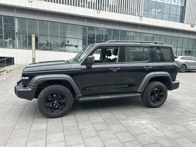 Tank Tank 300 2.0T Conqueror