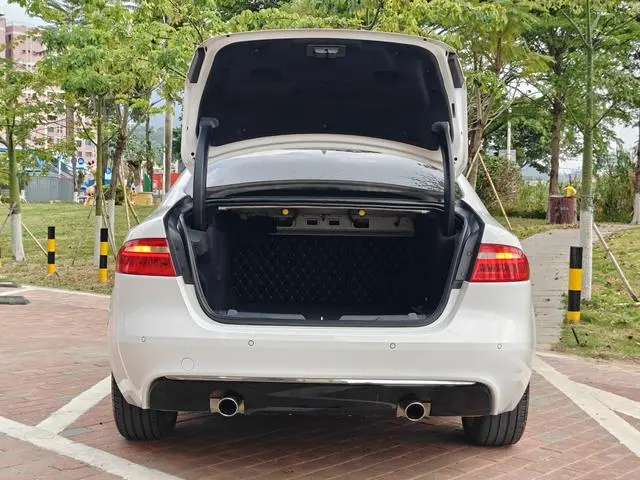 Jaguar Jaguar XEL 2.0T 200PS Premium Edition