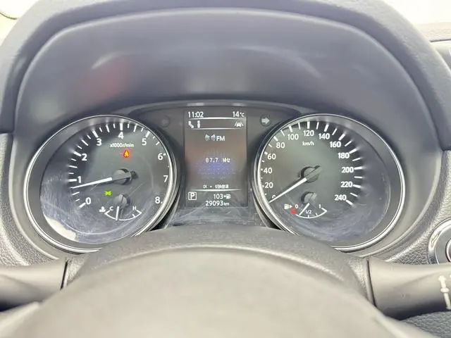 Nissan Qashqai 2.0 L XV Prem Deluxe Edition