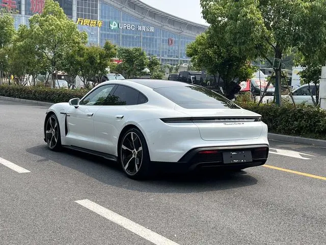 Porsche Taycan Taycan Turbo S