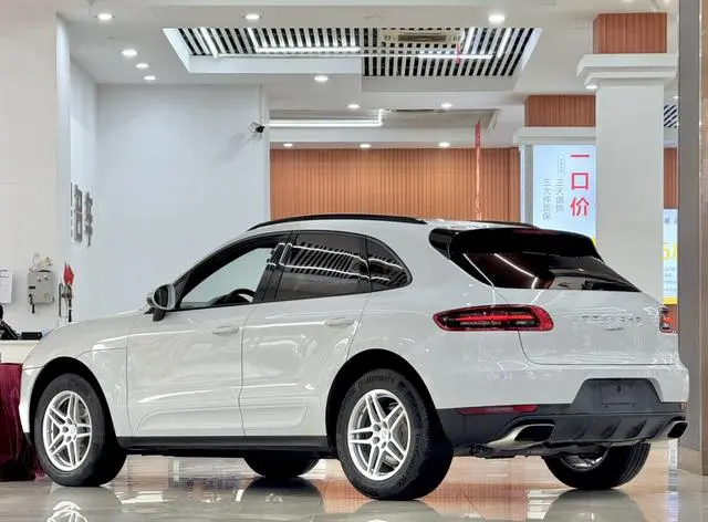 Porsche Macan Macan 2.0T