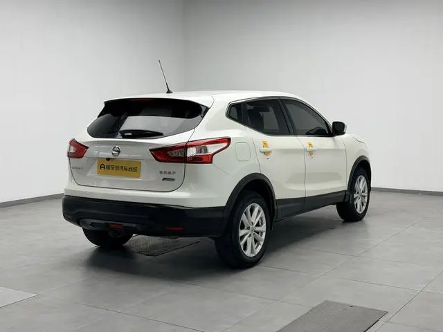 Nissan Qashqai 1.2T CVT Fashion Edition