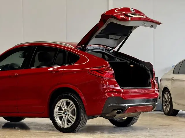 BMW BMW X4 xDrive20i M sporty