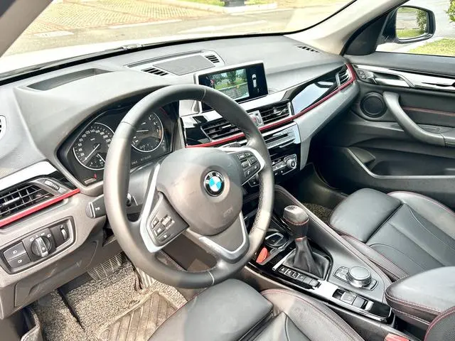 BMW BMW X1 xDrive20Li Luxury