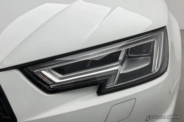 Audi Audi A4L 40 TFSI fashion country VI