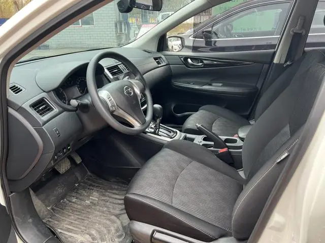 Nissan TIIDA 1.6L CVT Cool Version