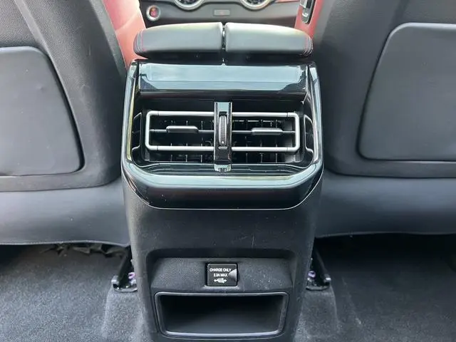 Dongfeng Fengxing Popular T5 EVO Heatwave 1.5 TD DCT Xingyao Edition