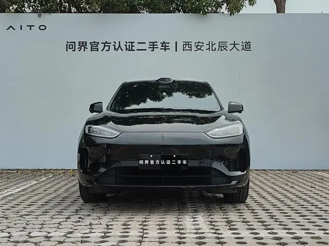 AITO Ask the world M5 Extended range Max RS four-wheel drive high-end smart driving version