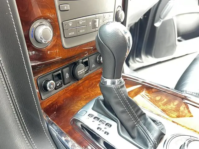 Infiniti Infiniti QX80 5.6L 4WD