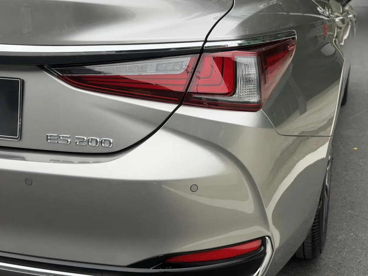 Lexus Lexus ES 200 Excellent Edition