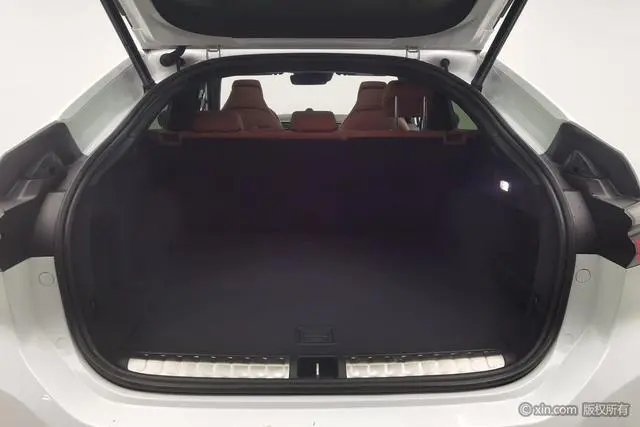NIO Nio EC6 605KM sports version