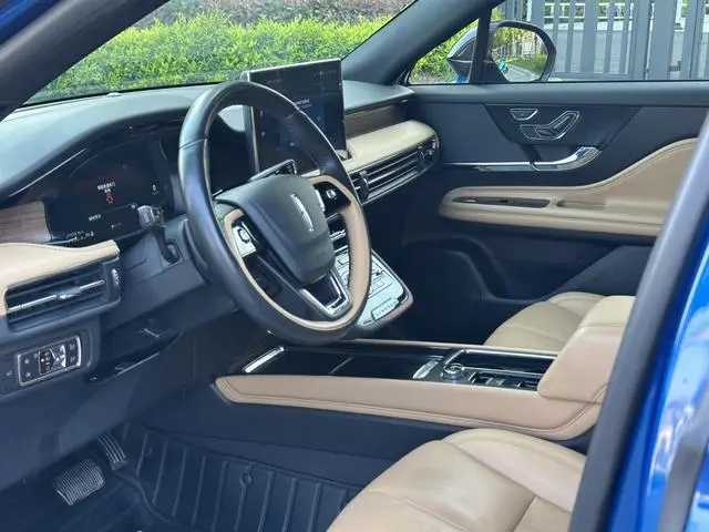 Lincoln Adventurer 2.0T two-wheel drive Zunya edition