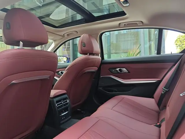 BMW BMW 3 Series 330Li M Sports Yao Ye Suit