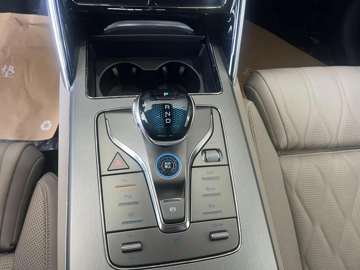 BYD Tang DM Smart driving version DM-i 115KM flagship model
