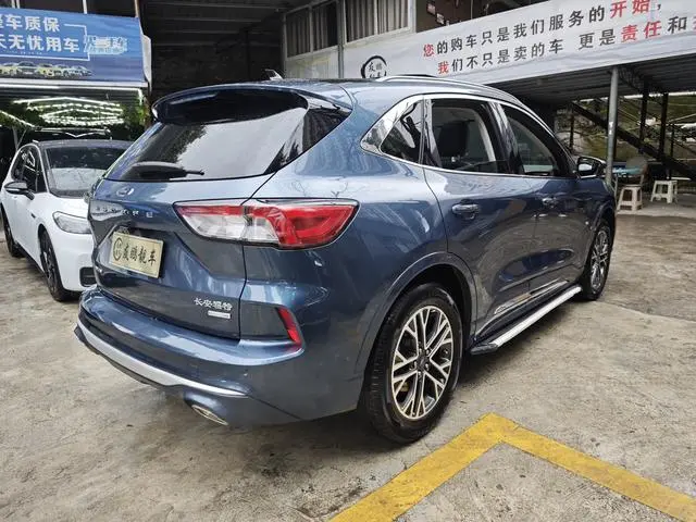 Ford Ruiji EcoBoost 245 four-wheel drive Jiaxiang model