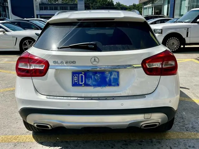 Mercedes-Benz Mercedes-Benz GLA GLA 200 dynamic type