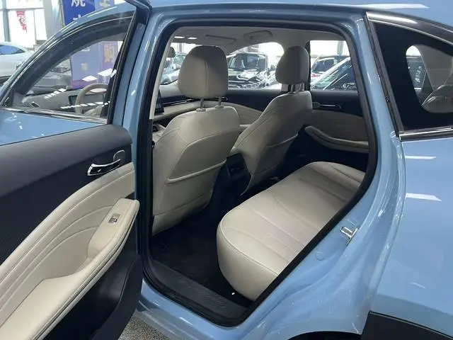 Baojun Baojun Yunhai EV 500km pure electric travel version