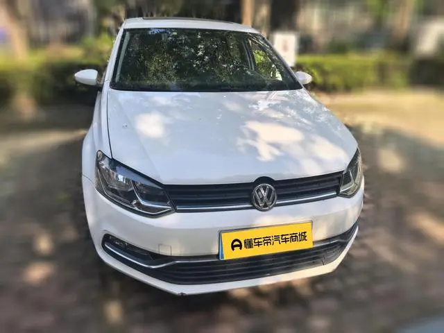 Volkswagen Polo 1.6L automatic comfort type