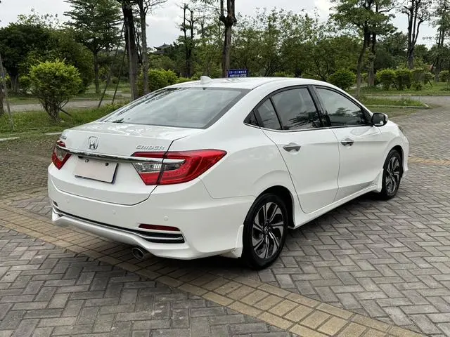 Honda Lingpai 1.8L CVT Deluxe Special Edition
