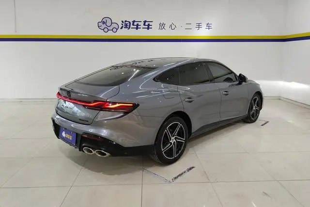 MG MG7 1.5T DCT Deluxe Edition
