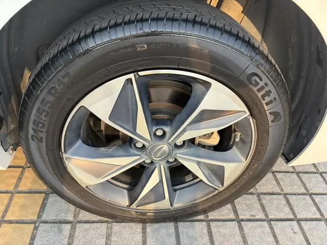 GAC Trumpchi M6 Pro 270T AT Deluxe Edition