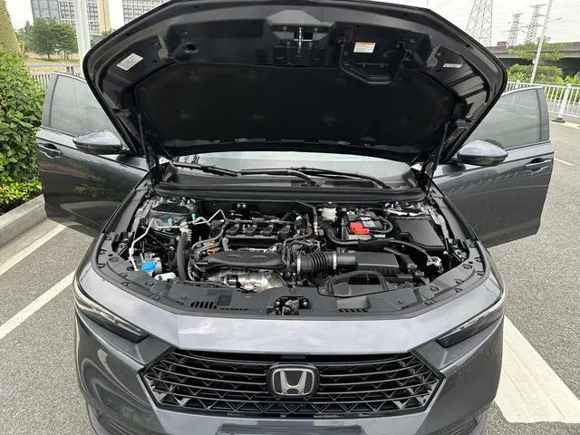 Honda Accord Rui*T Dynamic 260TURBO Smart Edition