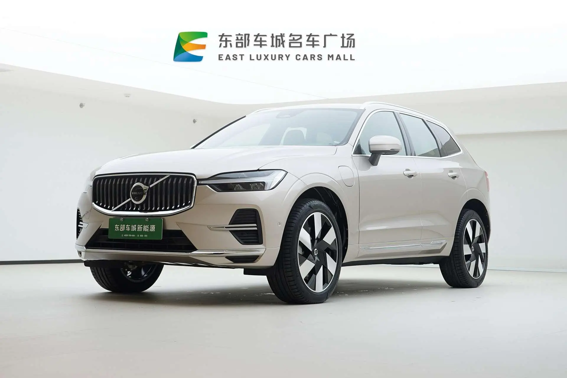 Volvo Volvo XC60 PHEV T8 four-wheel drive long battery life Zhiyuan Deluxe Edition