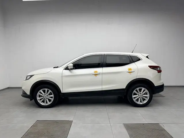 Nissan Qashqai 1.2T CVT Fashion Edition