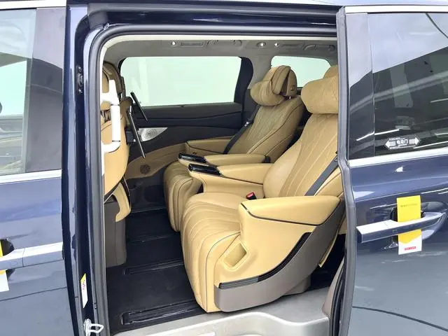 Denza Denza D9 DM 970 four-wheel drive flagship