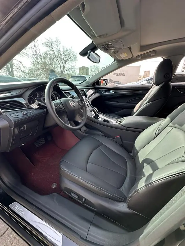 Buick Lacrosse 652T luxury