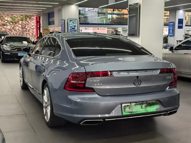 Volvo Volvo S90 PHEV T8 E-drive hybrid Zhiya Edition Country VI