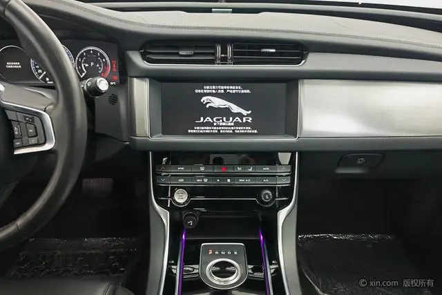 Jaguar Jaguar XFL 2.0T P200 two-wheel drive Elite Edition