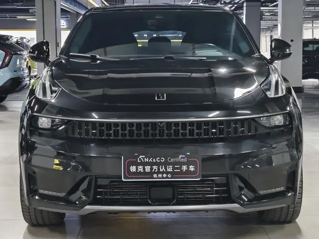 LYNK & CO Lynk 05 2.0TD four-wheel drive Halo