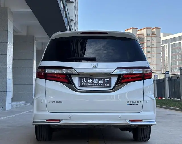 Honda Odyssey 2.0L Rui*Zhixiang Edition