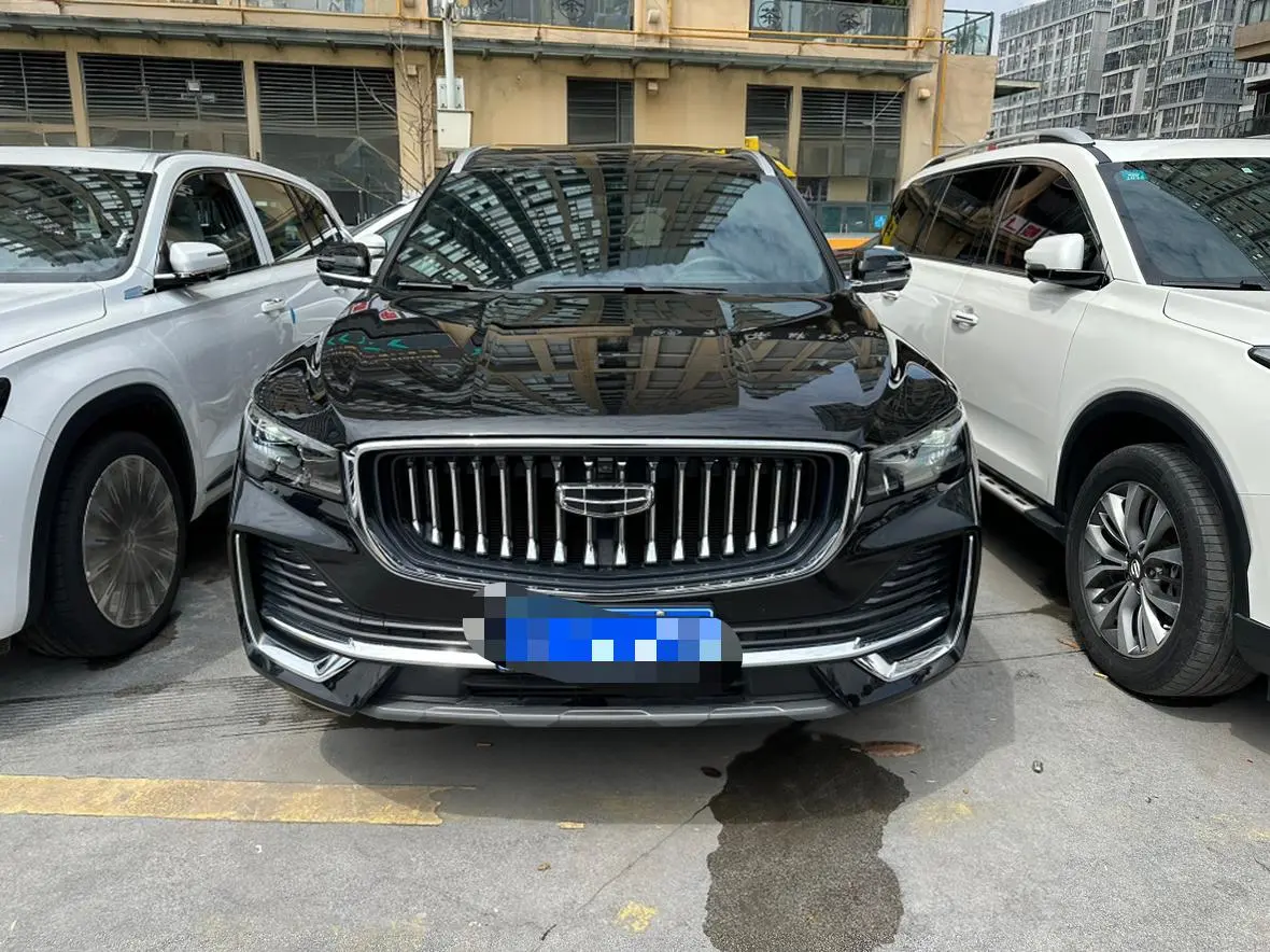 Geely Xingyue L 2.0TD high-power automatic two-wheel drive Skyrim version