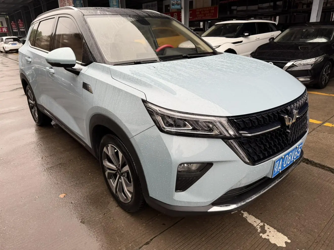 Wuling Wuling Xingchen 1.5T automatic star Obsidian version