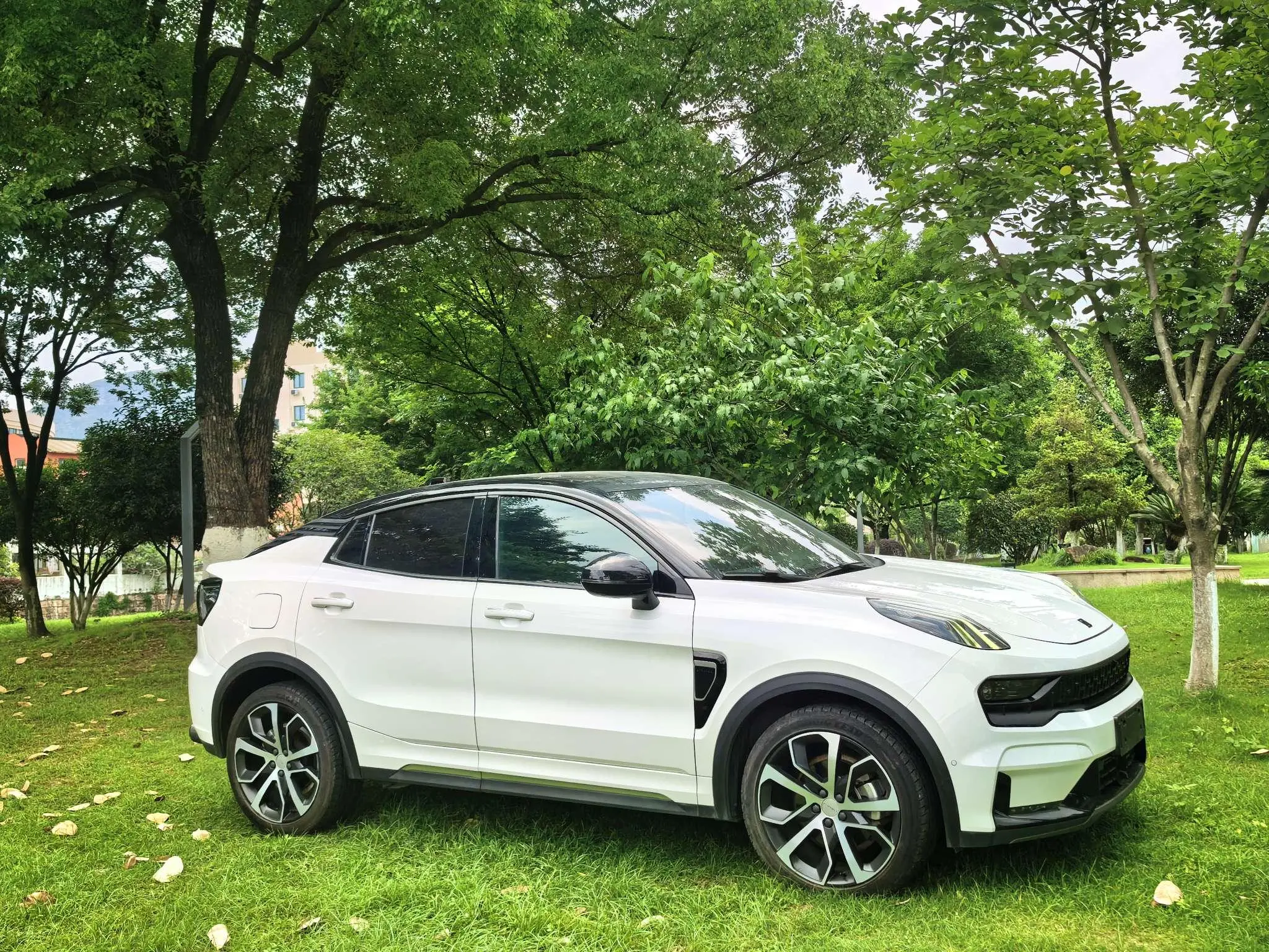 LYNK & CO Lynk 05 2.0TD two-wheel drive Halo