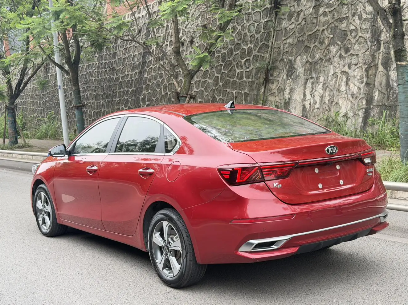 Kia Kia K3 1.5L CVT Smart Enjoy Internet Edition
