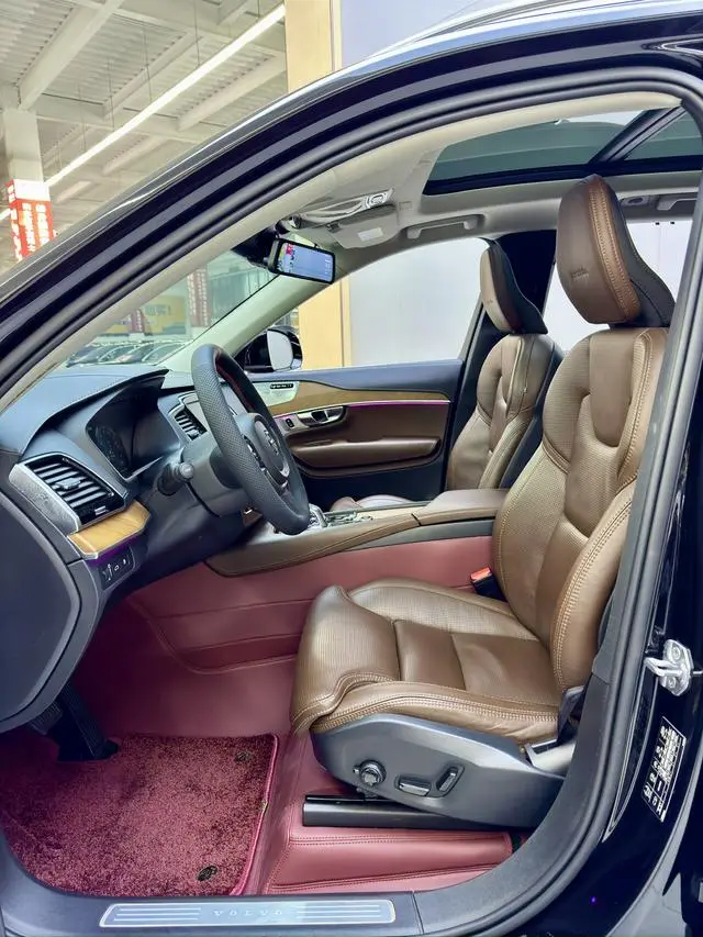 Volvo Volvo XC90 PHEV E-drive hybrid T8 Zhizun Edition 7-seater Country V