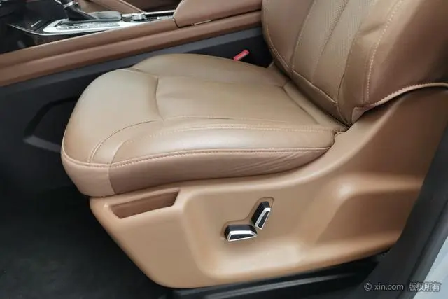 Haima Seahorse 7X 1.6TGDI automatic luxury 6-seater